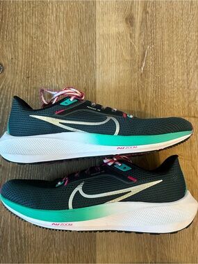 Nike Running Shoes - Black, Teal, Pink, Silver